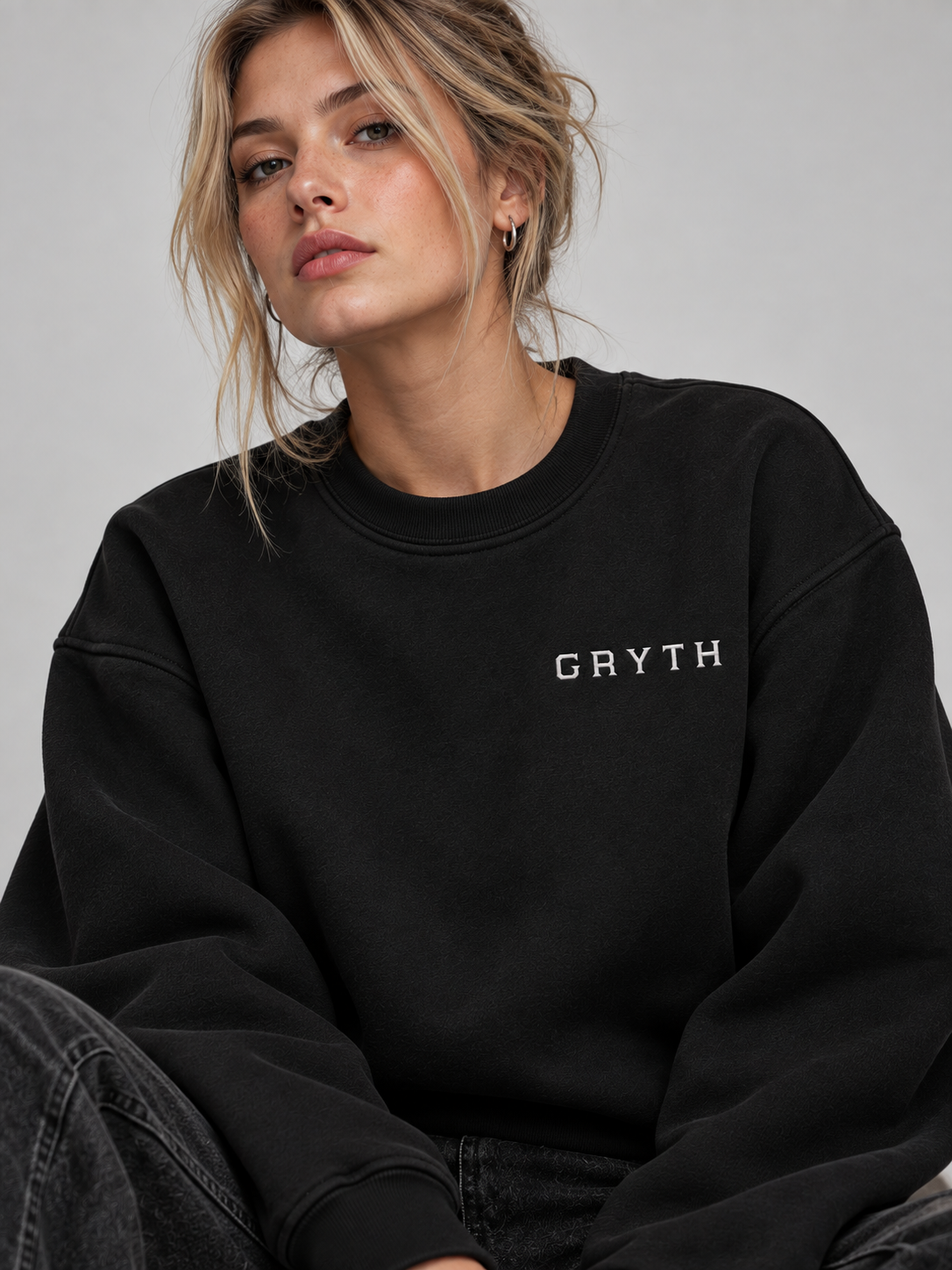 GRYTH Embroided Crewneck Sweatshirt