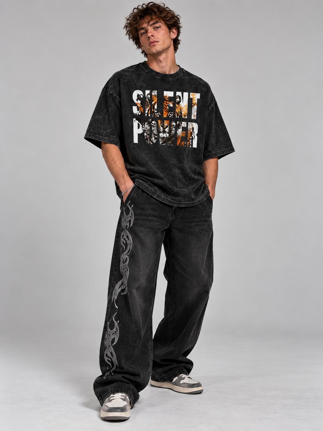 Silent Power - Snow Washed Oversized T-Shirt
